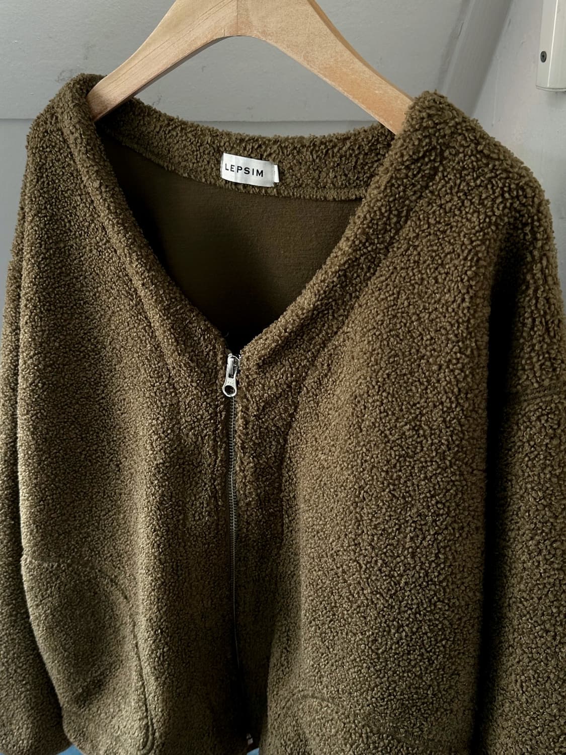 Design neck curly fleece blouson 상품이미지2