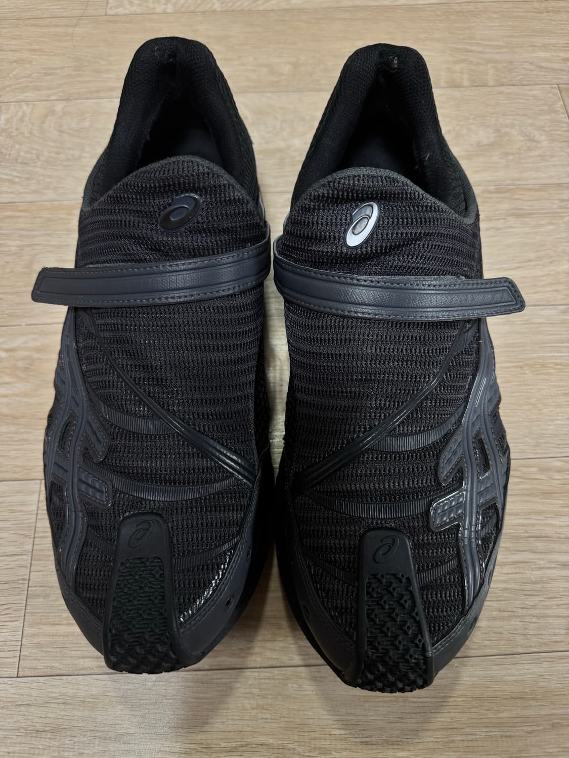 아식스 x 키코 코스타디노브 젤 키릴 2 295 상품이미지4