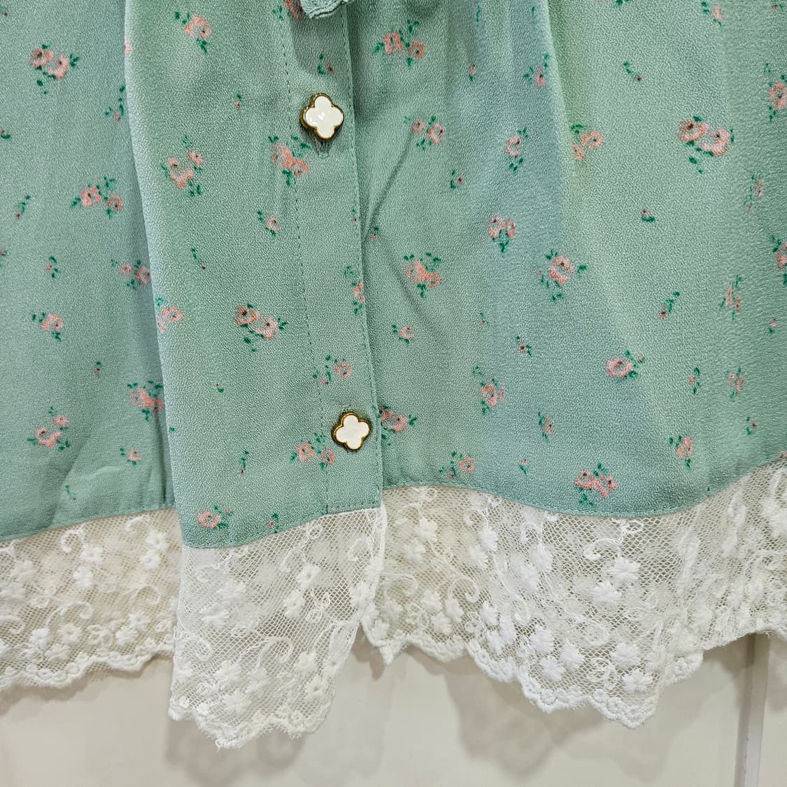 잔꽃 레이스 리본 블라우스 상품이미지3