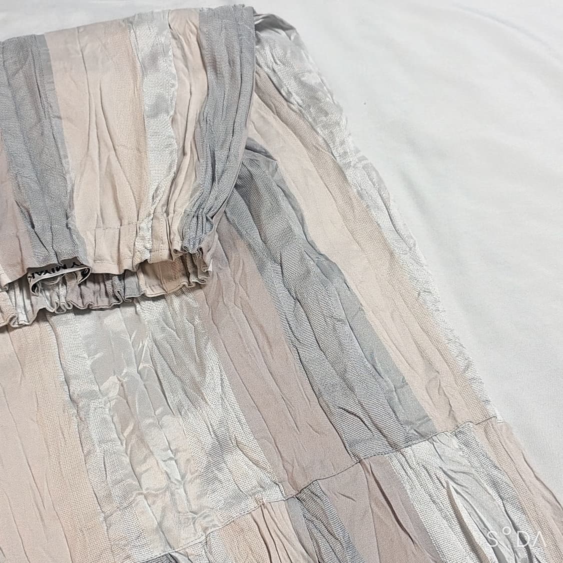 이세야미야케 스트라이프 주름 롱 스커트 상품이미지8