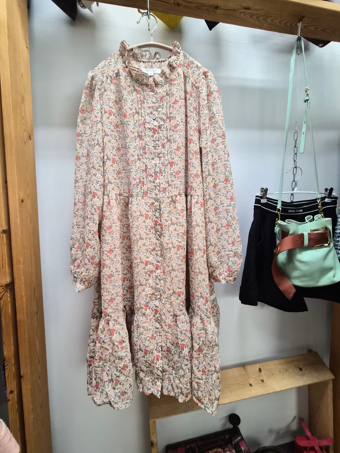 써스데이 아이랜드 데이지 프릴 원피스 상품이미지2