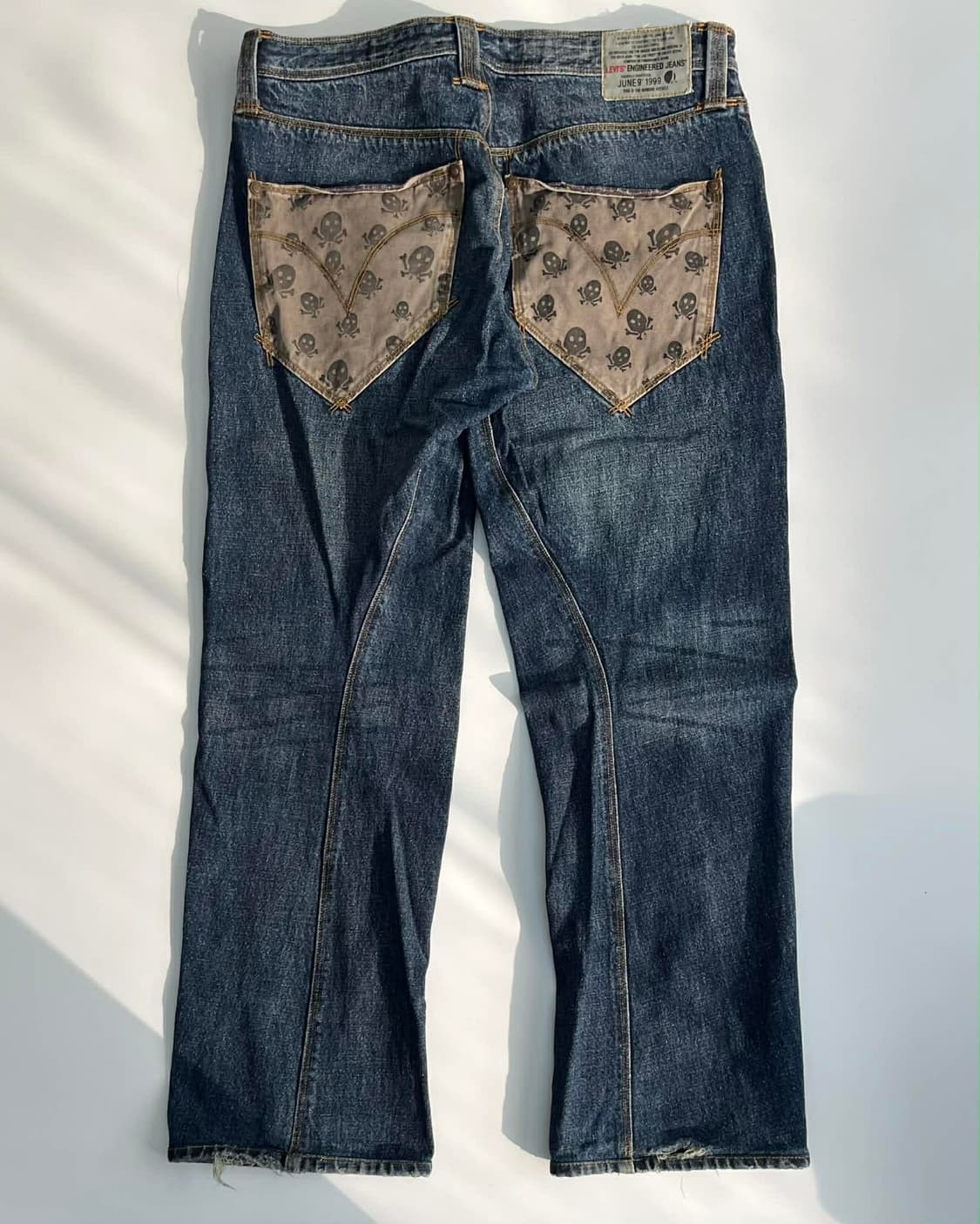 [34] 리바이스 스컬 해골 엔지니어드 플레어 진 부츠컷 데님 팬츠 상품이미지6