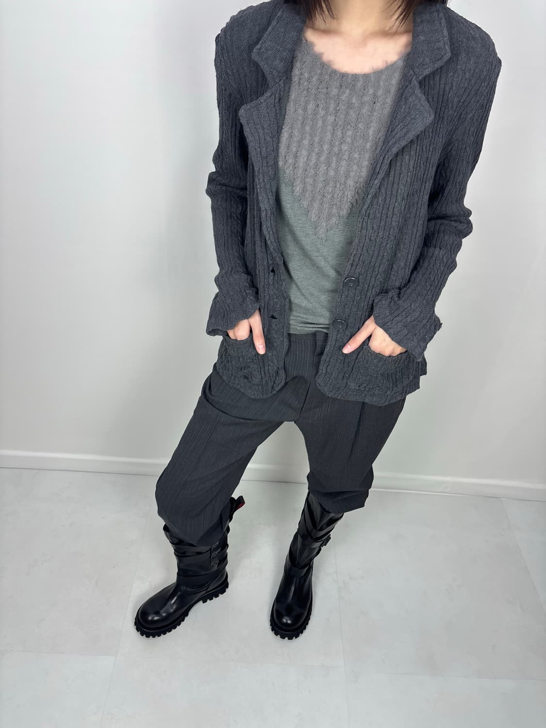 FUZZY LACE DETAIL TOP 상품이미지2