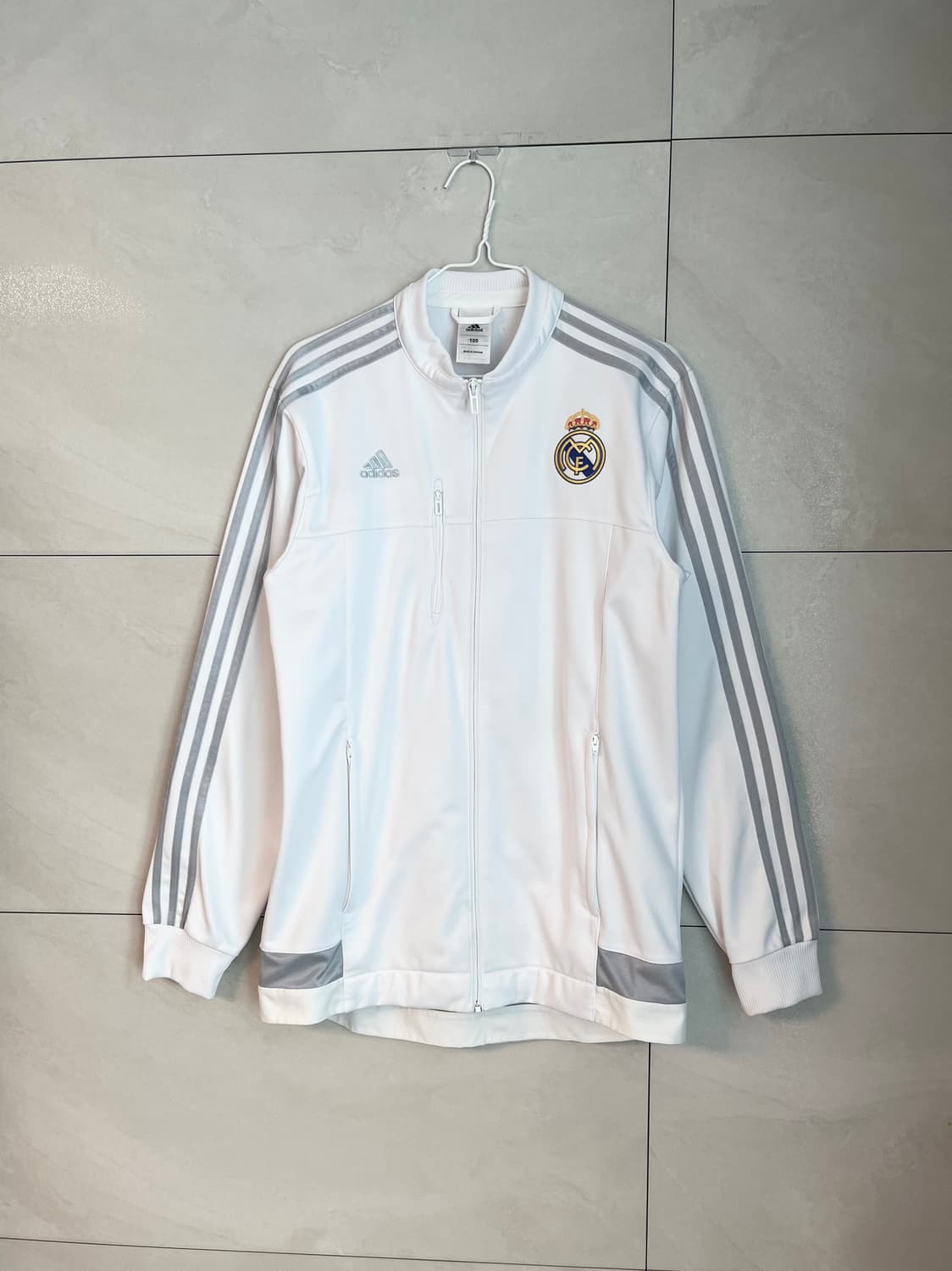 [105] 아디다스X레알마드리드 극희귀 대장 져지 흰,실버 라인  상품이미지4