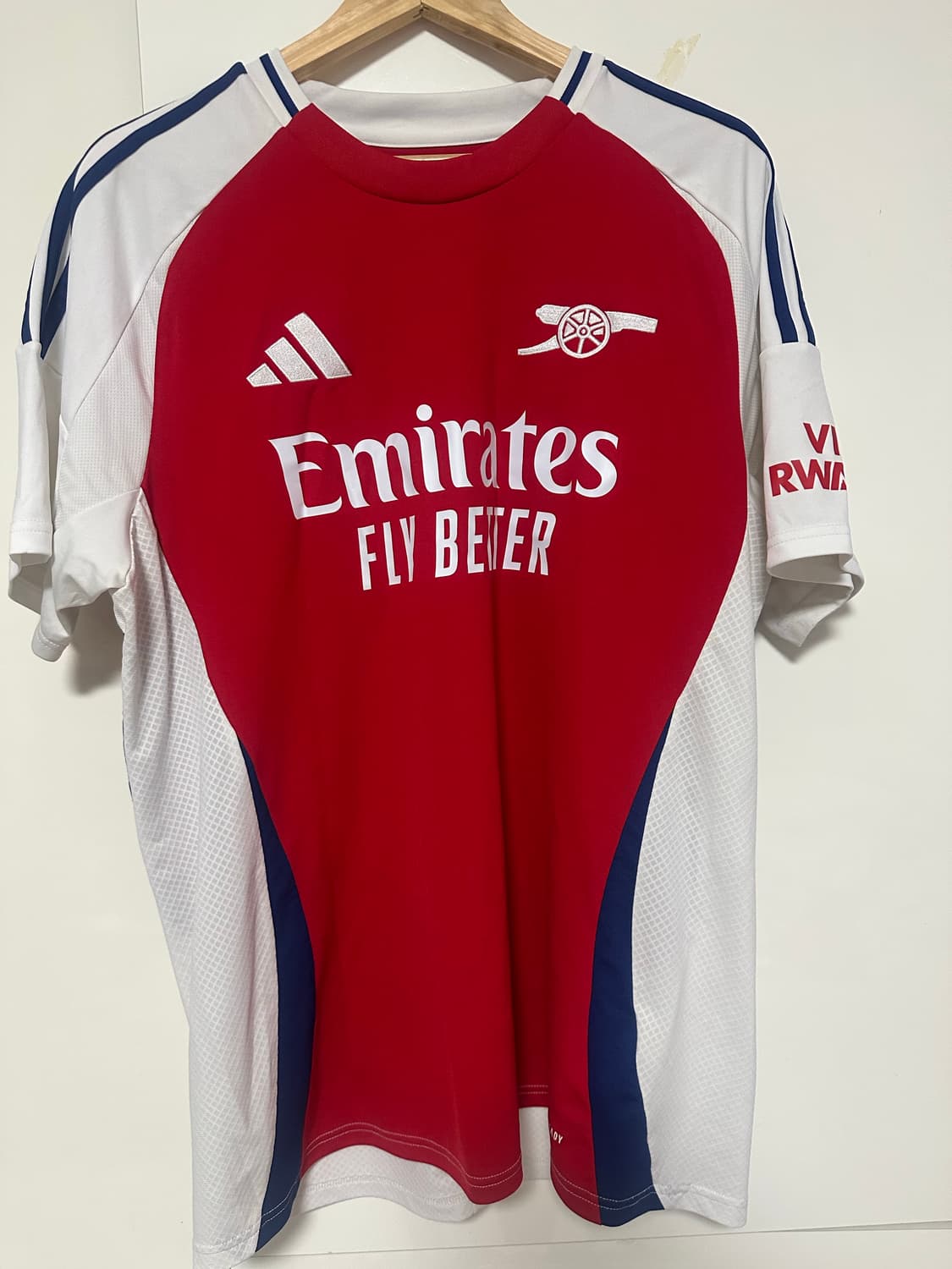 24-25 아스날 홈 유니폼 상품이미지1