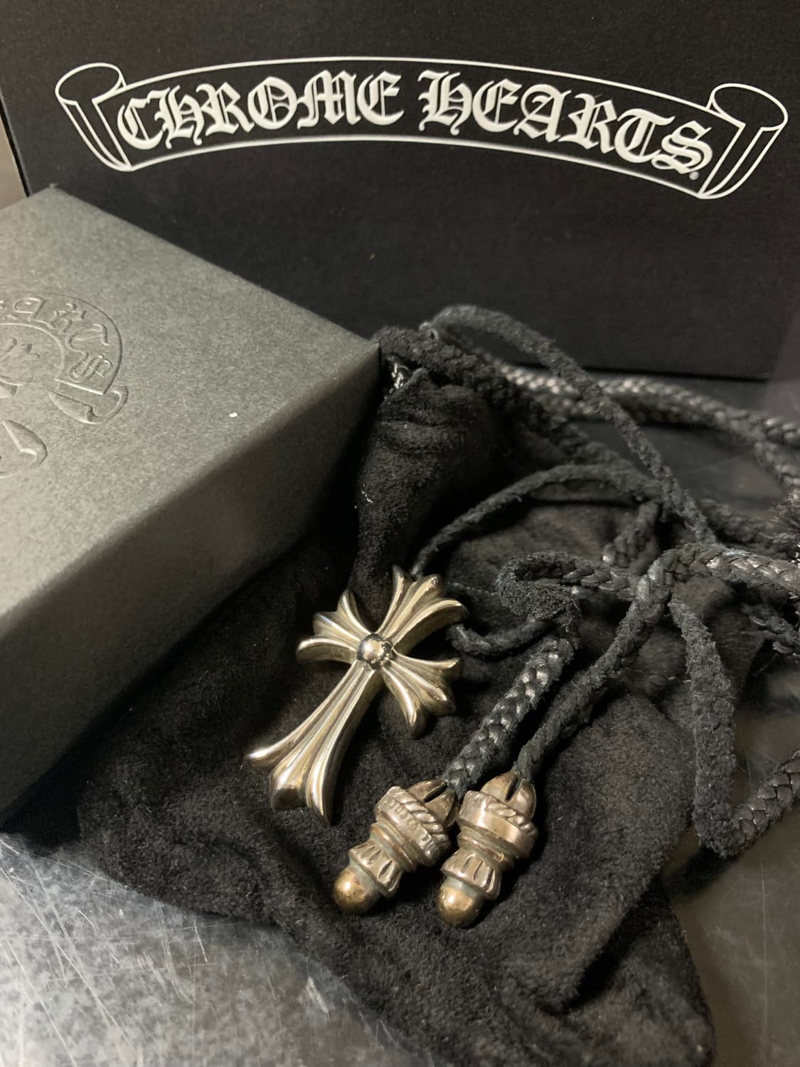 크롬하츠 CH 크로스 펜던트 가죽 목걸이 레더 펜던트 상품이미지1