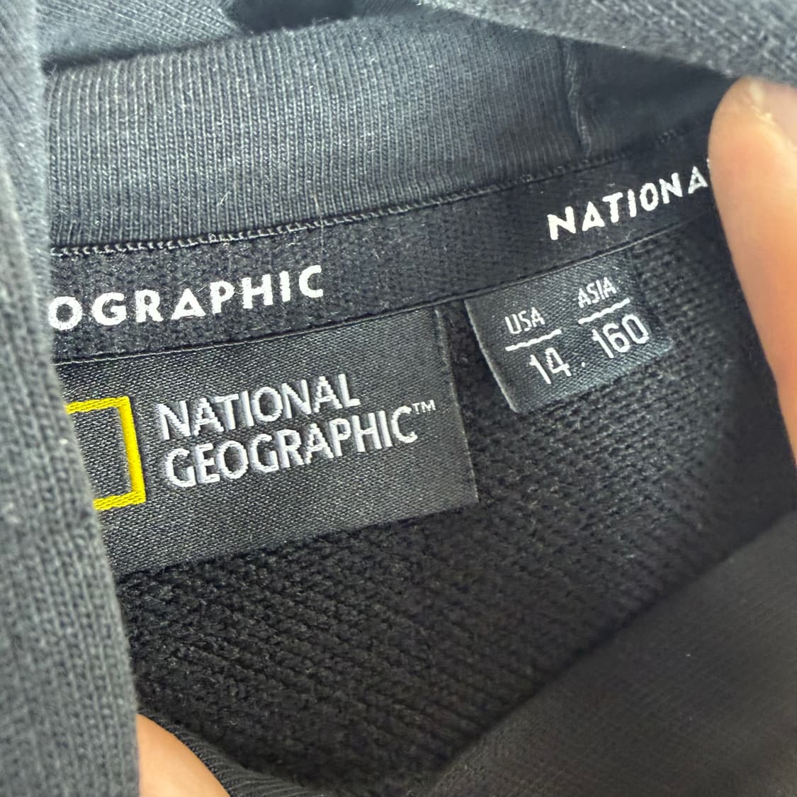 160) 내셔널지오그래픽 키즈/우먼스 스몰로고 후드 티 블랙 상품이미지3