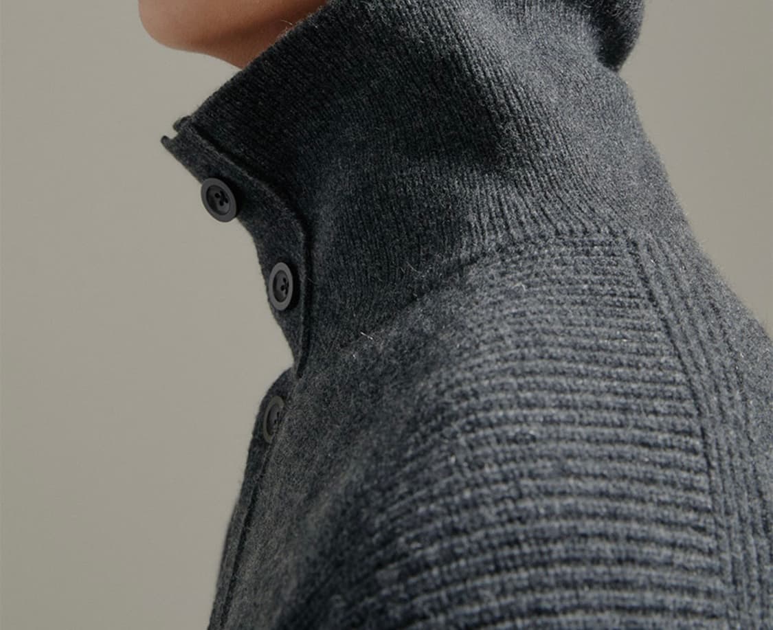 블랭크룸 하이넥 가디건 차콜 캐시미어10% 상품이미지5