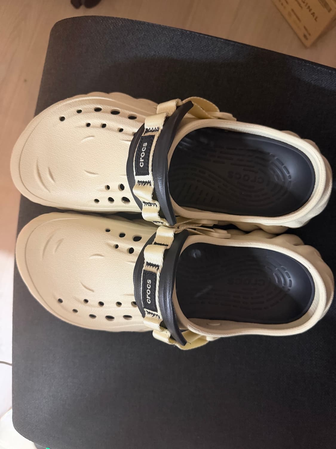 (265/m8) 크록스 에코 클로그 상품이미지1