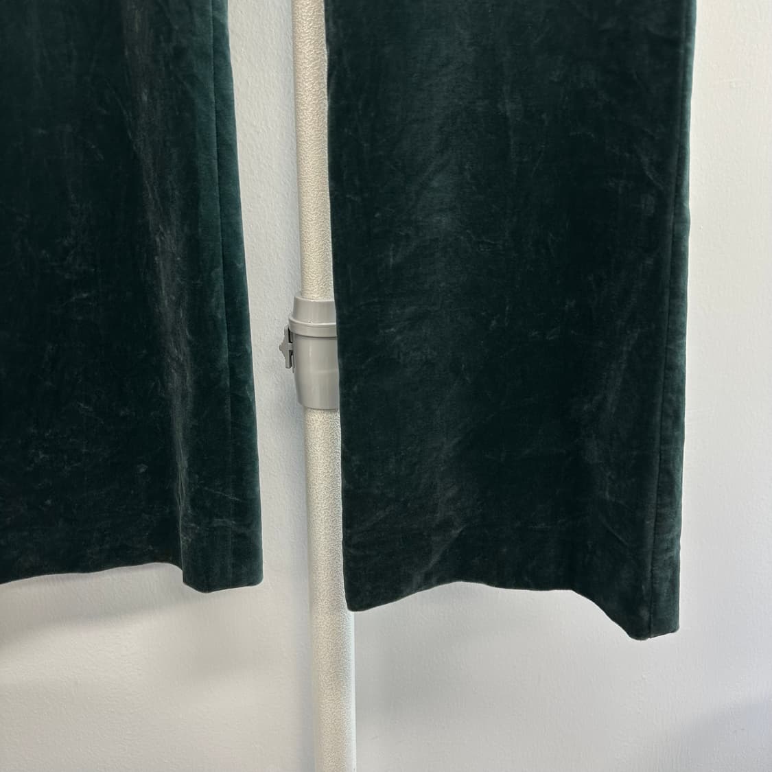 띠어리 벨벳 플레어 트라우져 팬츠 상품이미지3