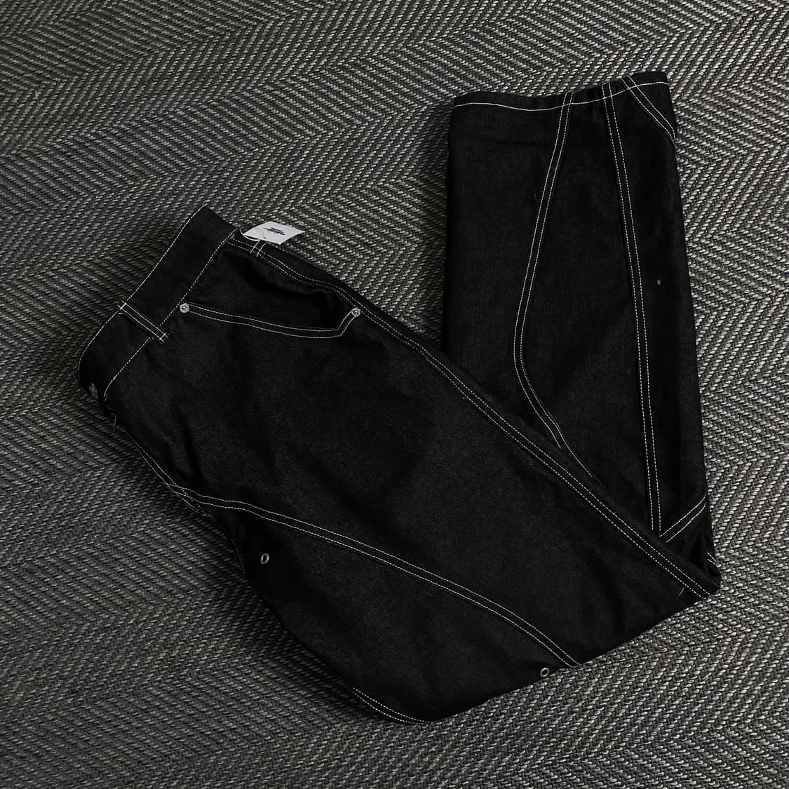 51퍼센트 스티치 디테일 블랙 데님 와이드 팬츠y 3403 상품이미지1