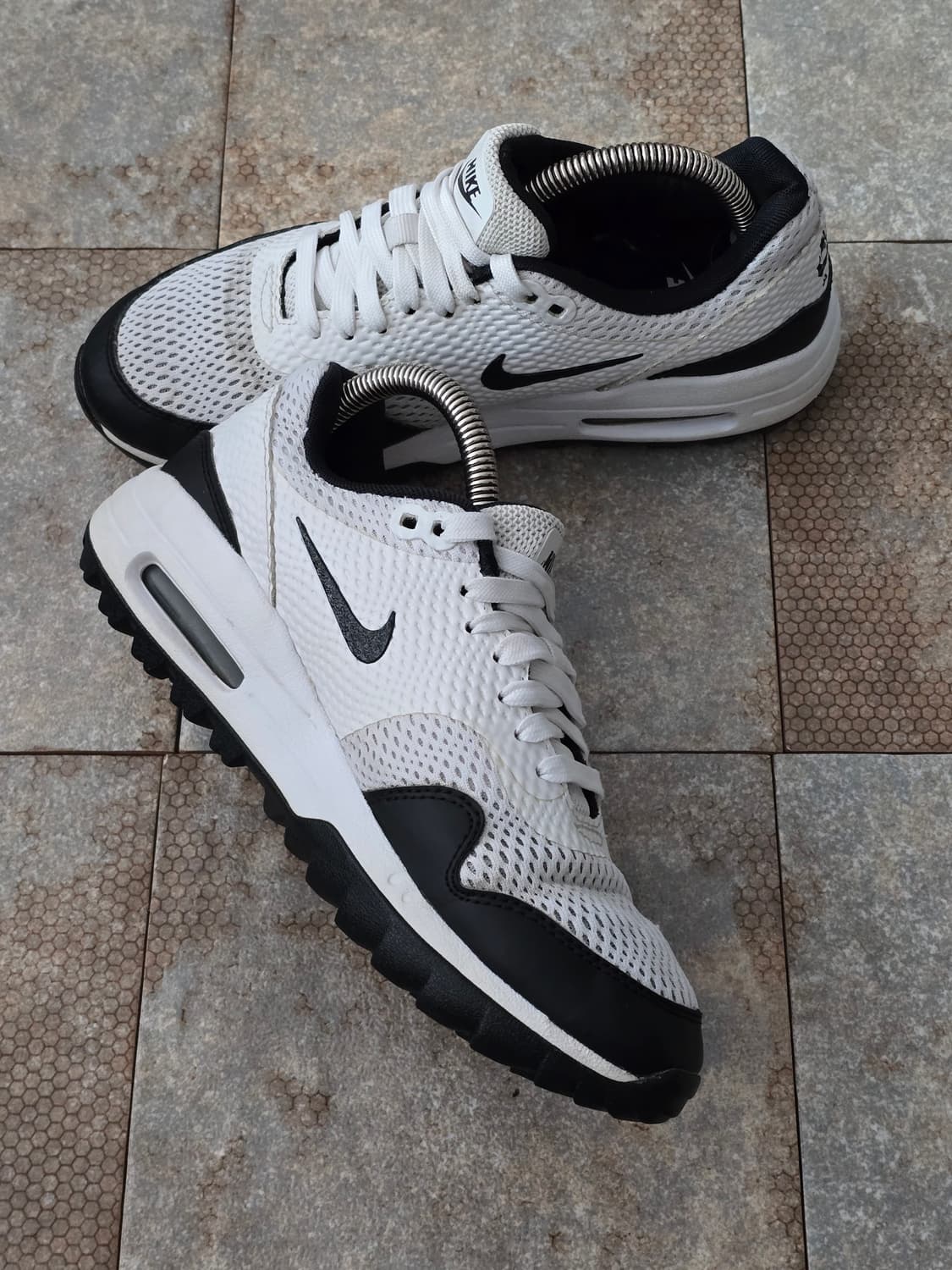 (235)나이키 에어맥스 1 g 흰검  상품이미지5