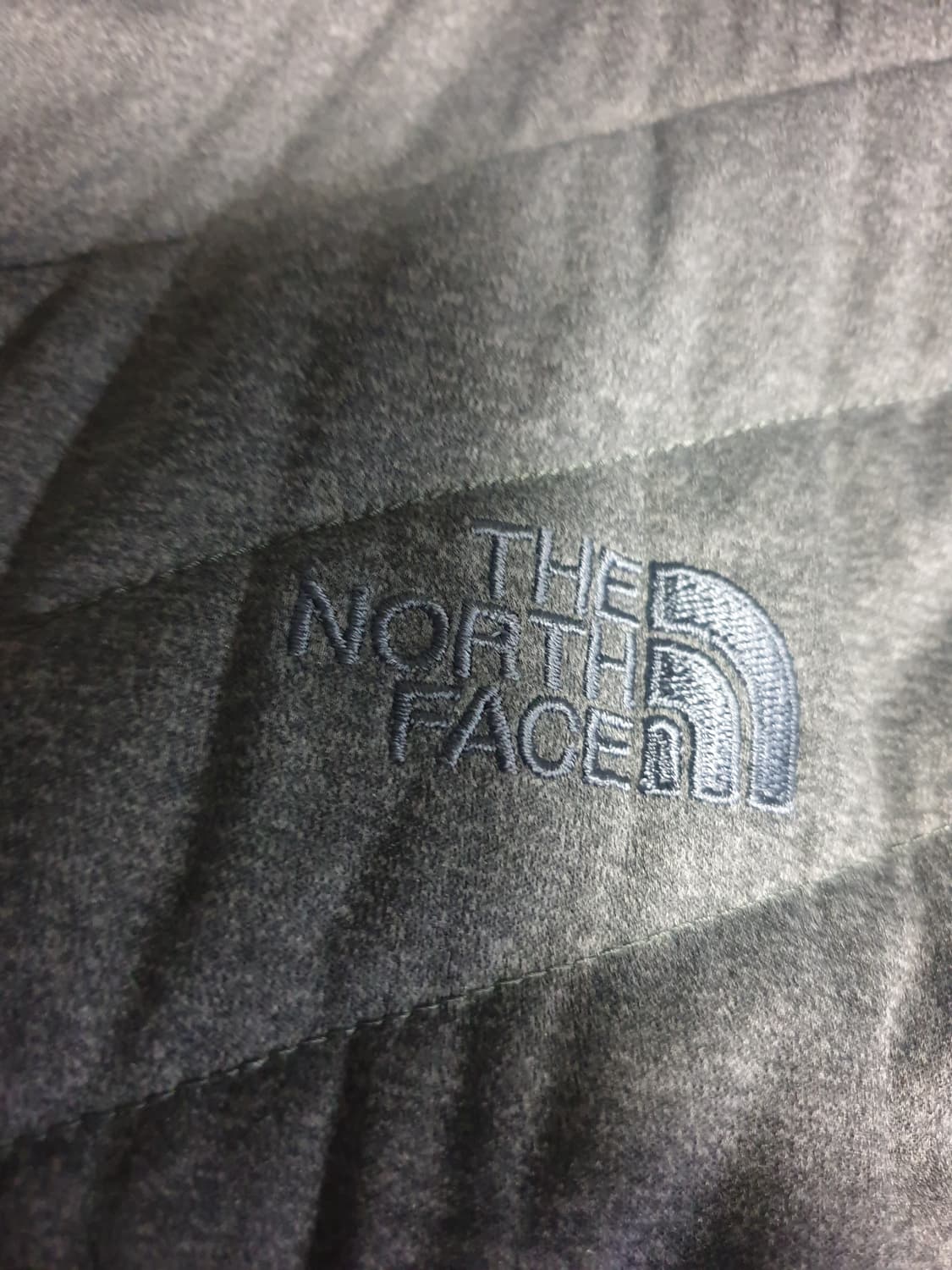 (단종매물) 노스페이스 V-모션 맥머도 경량자켓 그레이 (M) 상품이미지3