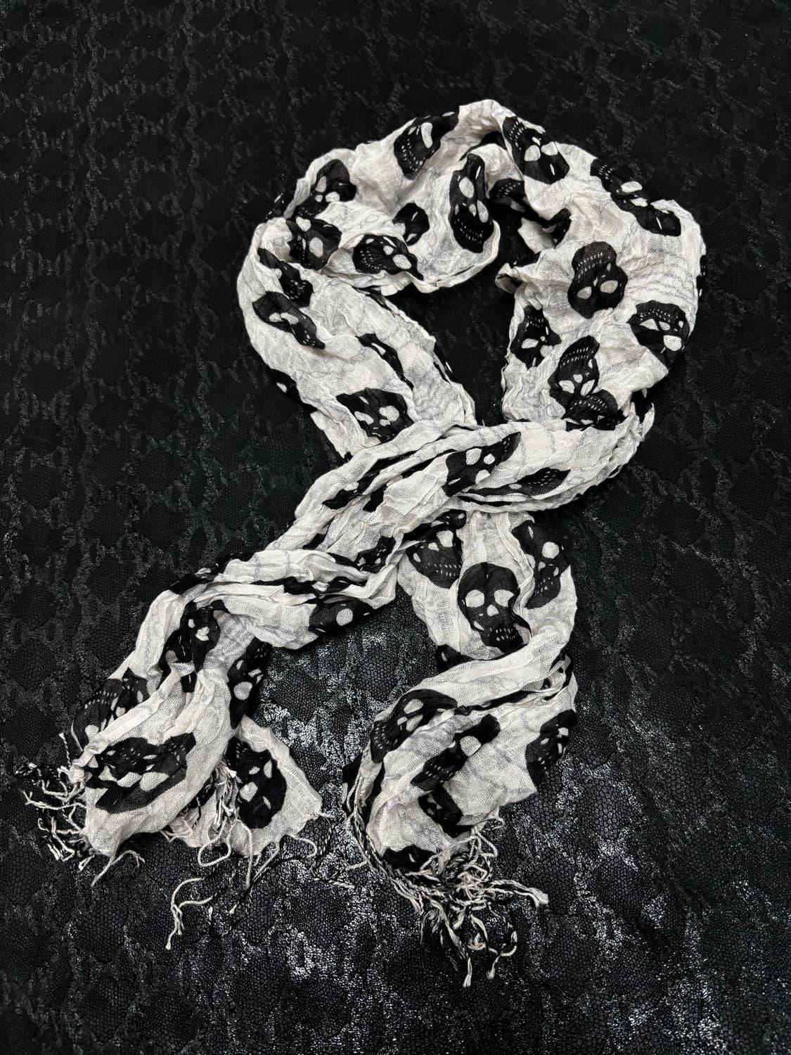 “Vintage” Skull Print Scarf 상품이미지4