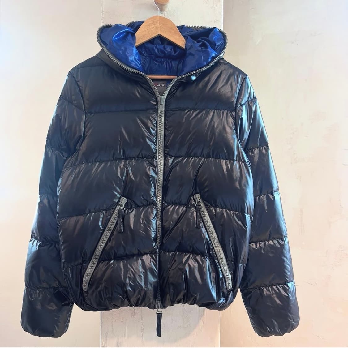 듀베이카 구스다운 패딩 상품이미지2