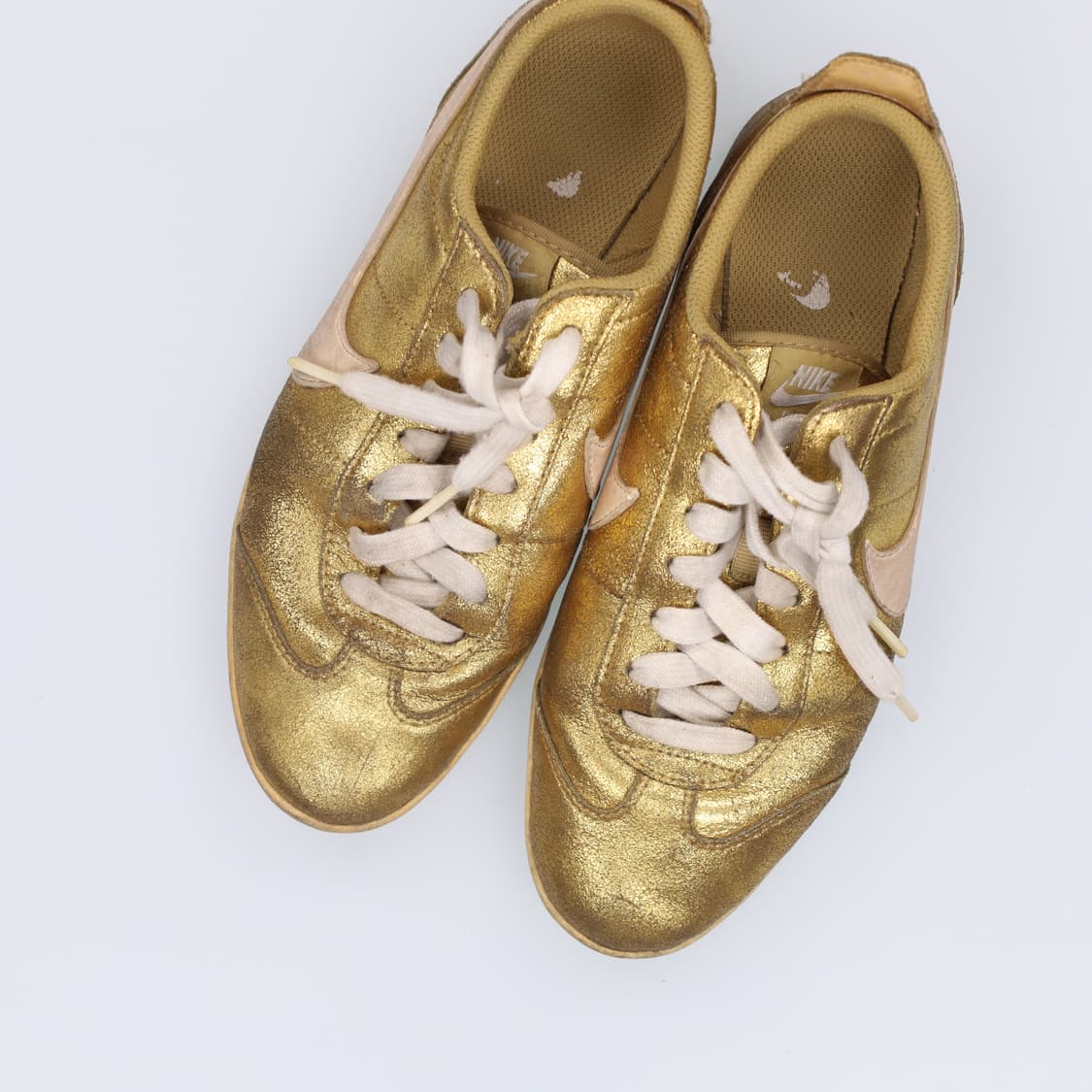 24CM 나이키 글리터 골드 스니커즈 0304H1 상품이미지2