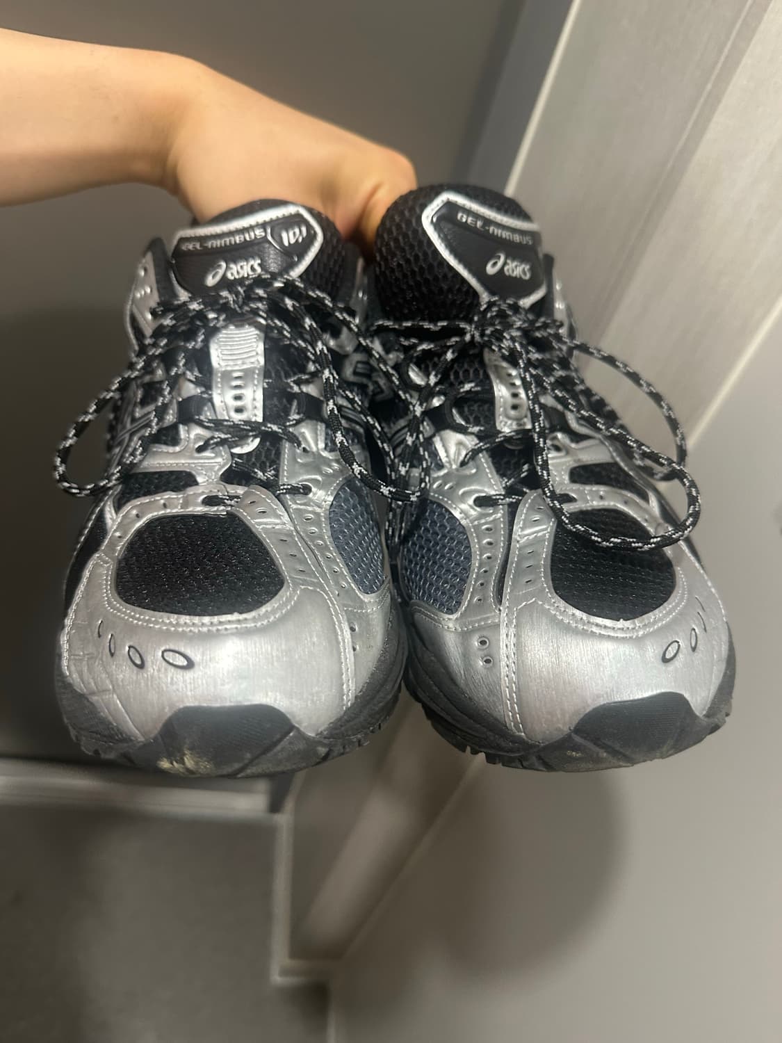 아식스 젤 님버스 10.1 블랙 퓨어 실버  285 상품이미지3