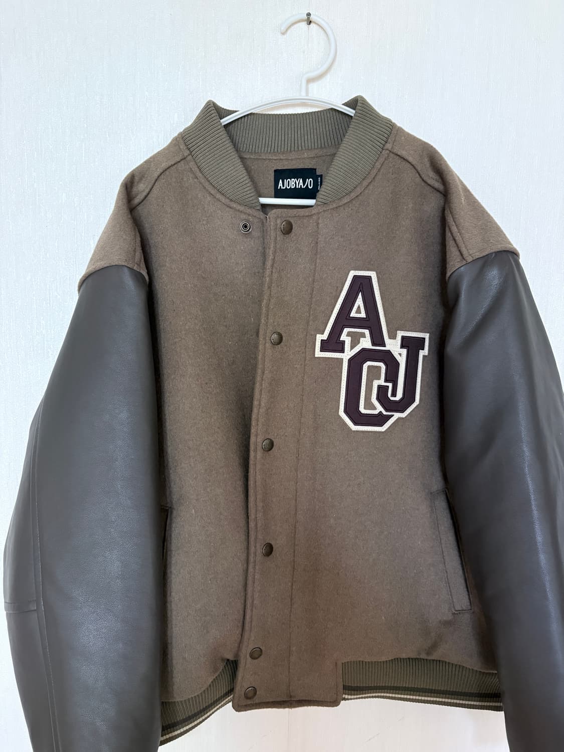 아조바이아조 레더 바시티 상품이미지1