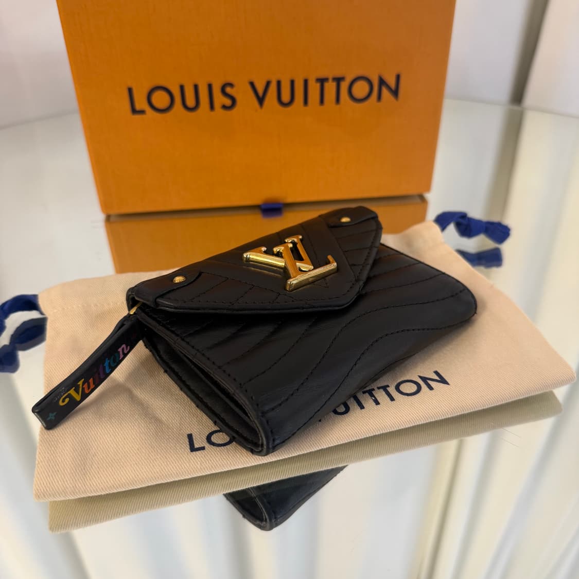 루이비통 뉴웨이브 lv 3단 지갑 상품이미지3