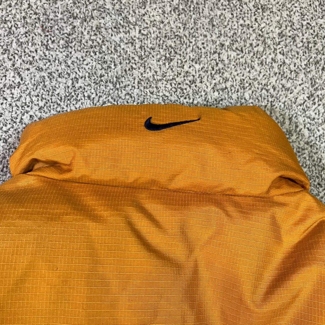 나이키 올드스쿨 스우시 덕다운 패딩 상품이미지3