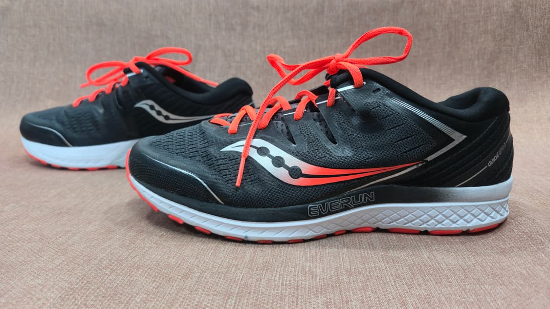 써코니 275mm- 가이드 이소 2 운동화 검정/오렌지 러닝화 상품이미지4