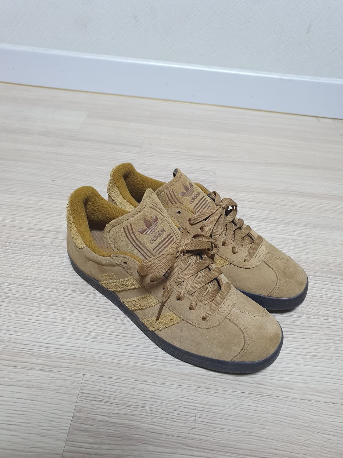 아디다스 가젤 스웨이드 브라운 스니커즈 250 상품이미지2