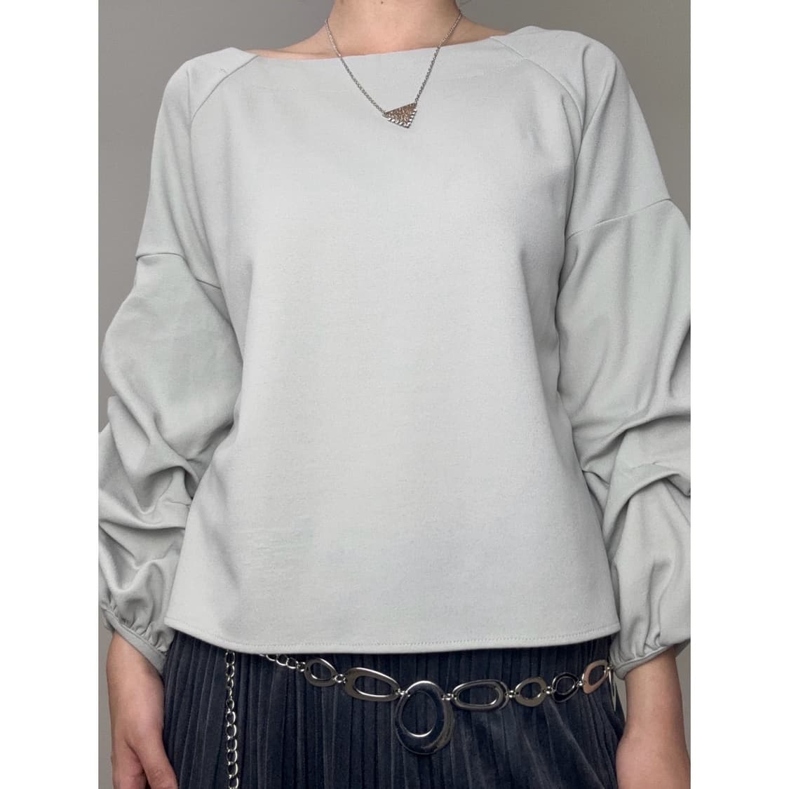 빈티지 그레이 셔링 블라우스 상품이미지1