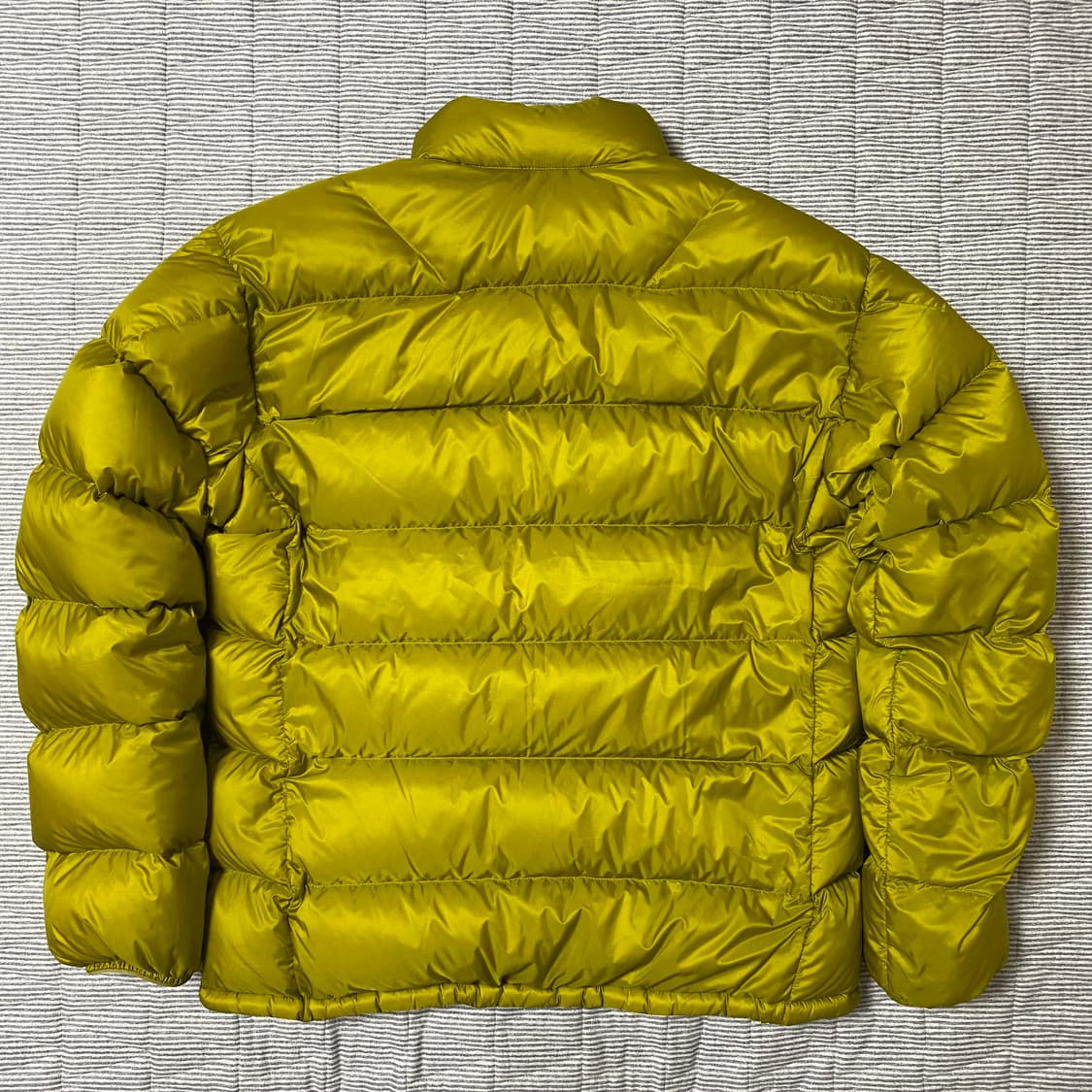 몽벨 라이트 알파인 다운 자켓 패딩 오일 옐로우 XL 상품이미지3