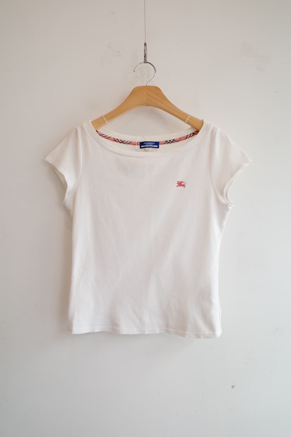 BURBERRY 버버리 블루라벨 자수 티셔츠 상품이미지1