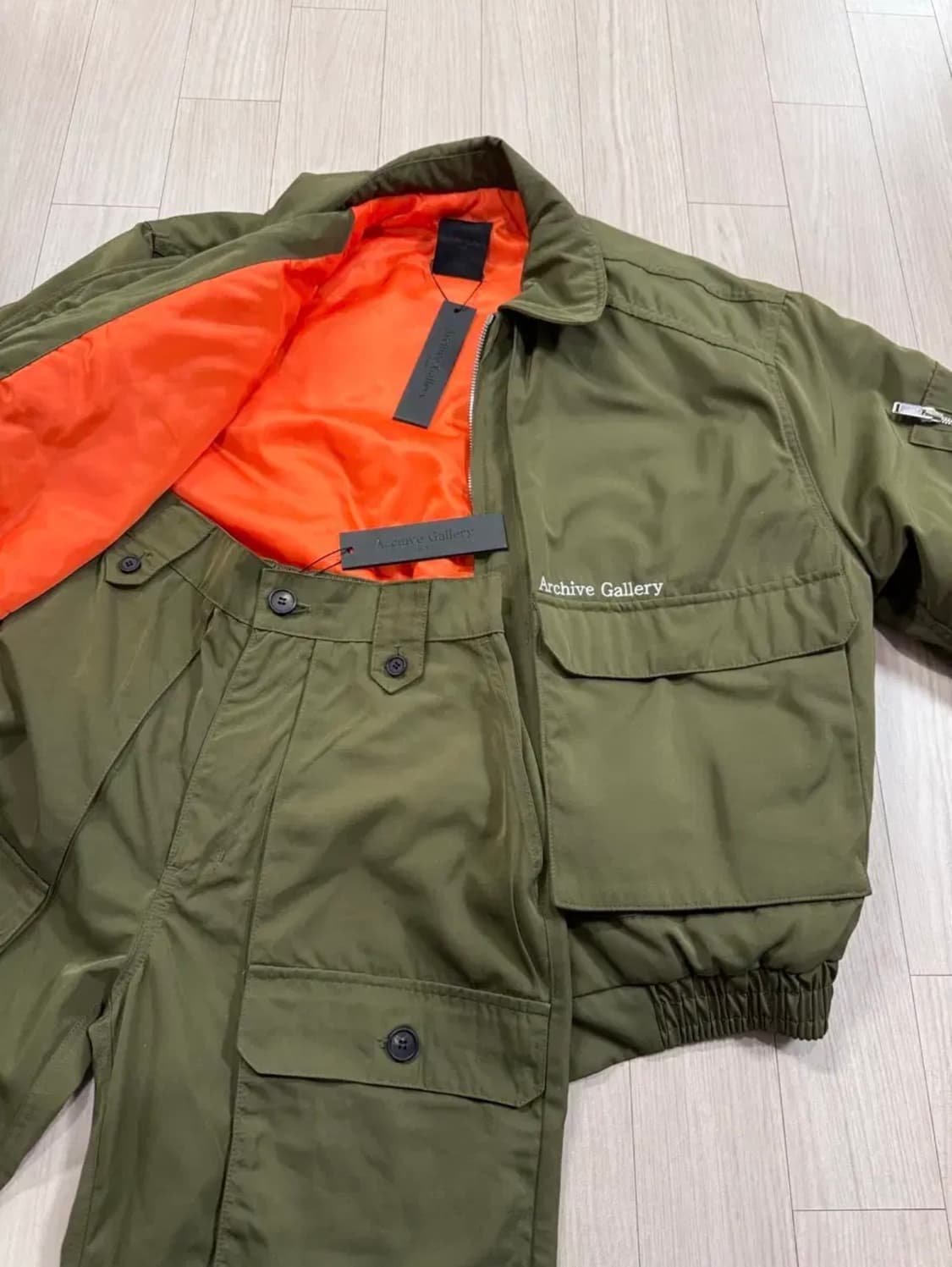 [새제품] 아카이브 갤러리 A2 Jumper/Pants 셋업 상품이미지3