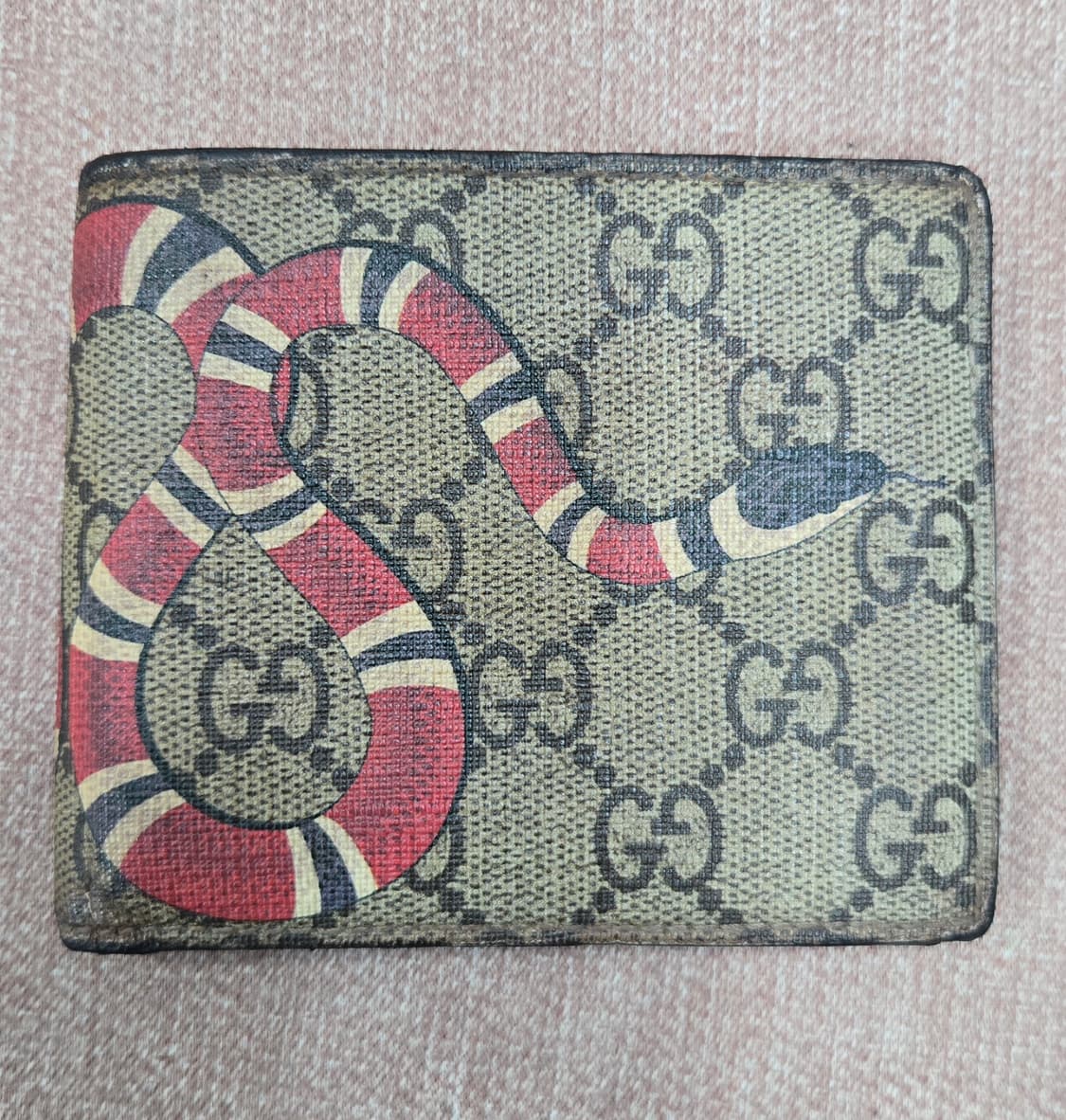 구찌 킹스네이크 프린트 GG 슈프림 반지갑 상품이미지1