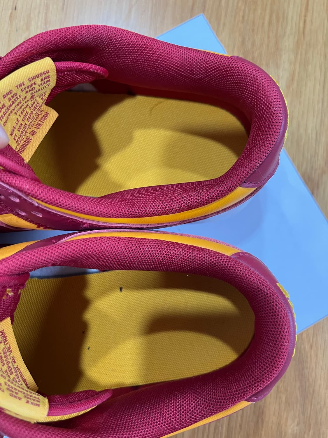 나이키 덩크 로우 버건디 앤 옐로우 Size 285 상품이미지7