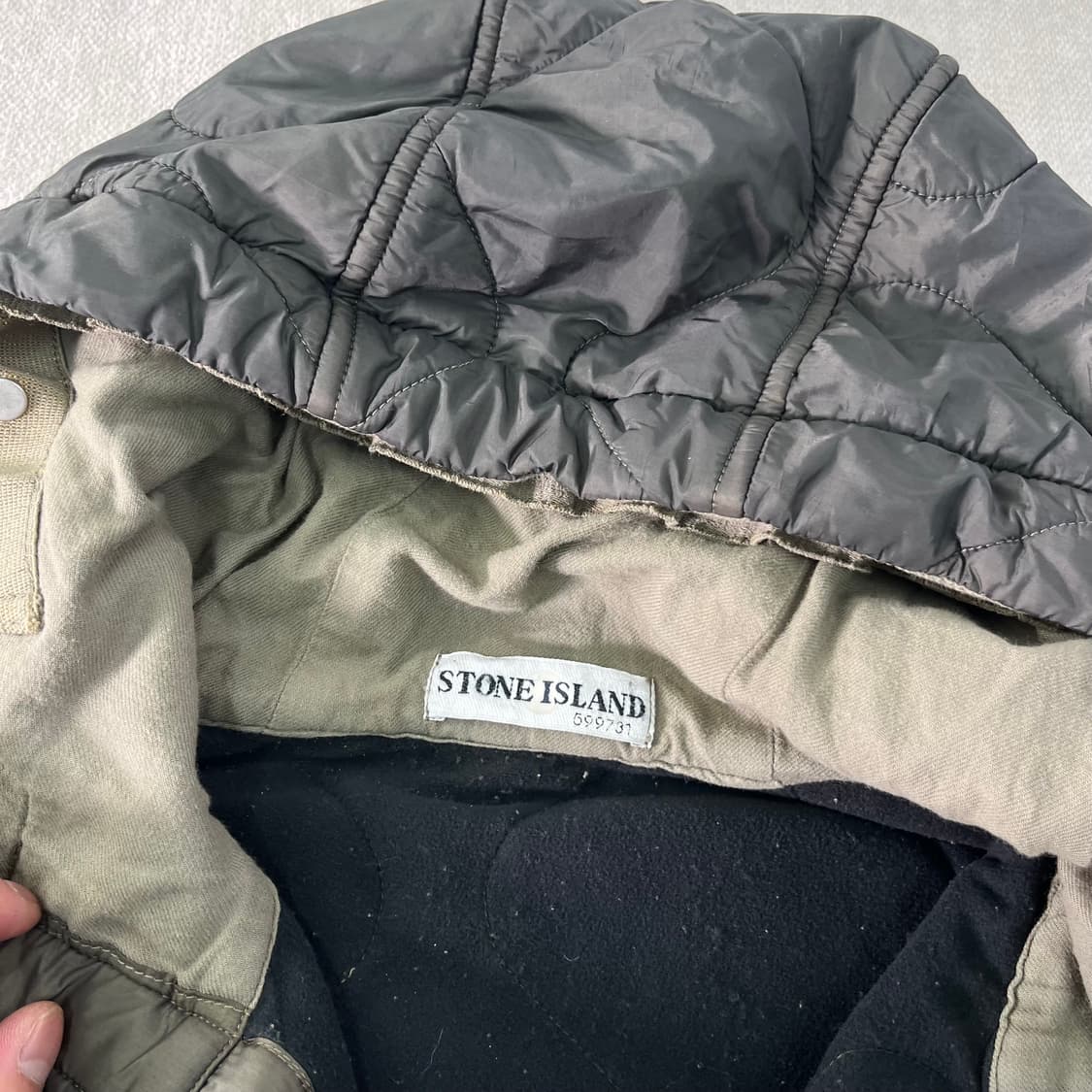 100 스톤아일랜드 90s 퀄팅 카키 자켓 상품이미지3
