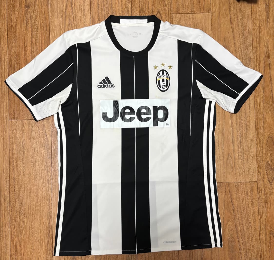 15-16 유벤투스 마르키시오 유니폼 상품이미지1