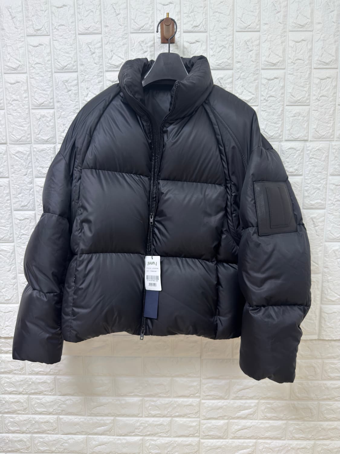 (25FW새상품)준지 립스탑 슬리브 디테처블 숏 다운 점퍼(46) 상품이미지1