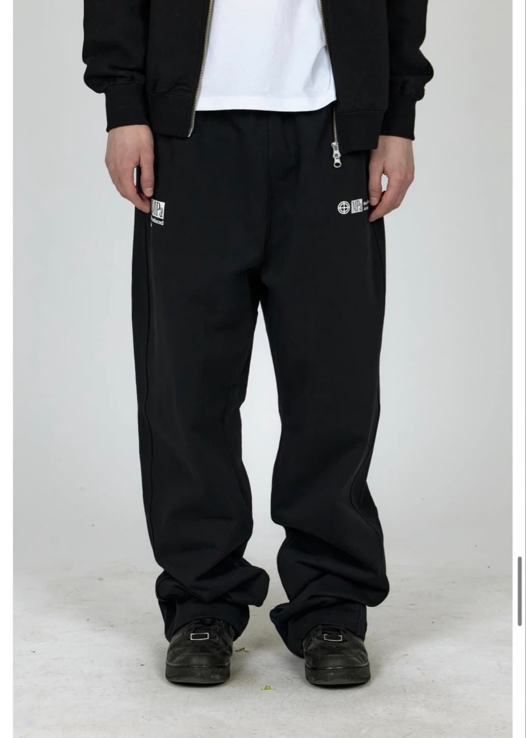 플라스틱프로덕트 스웻팬츠 상품이미지2