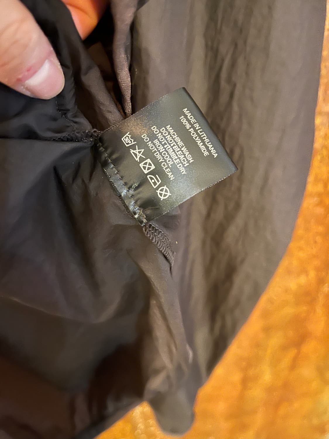 Distric Vision 디스트릭비젼 바람막이 상품이미지9