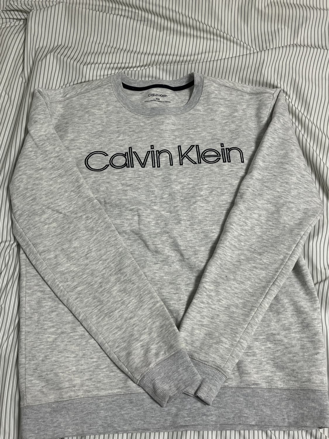 캘빈클라인 맨투맨 상품이미지1