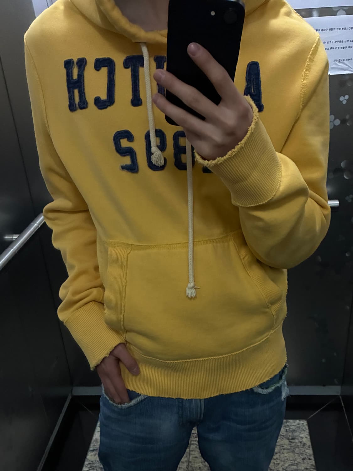 Abercrombie yellow hoodie S 상품이미지1