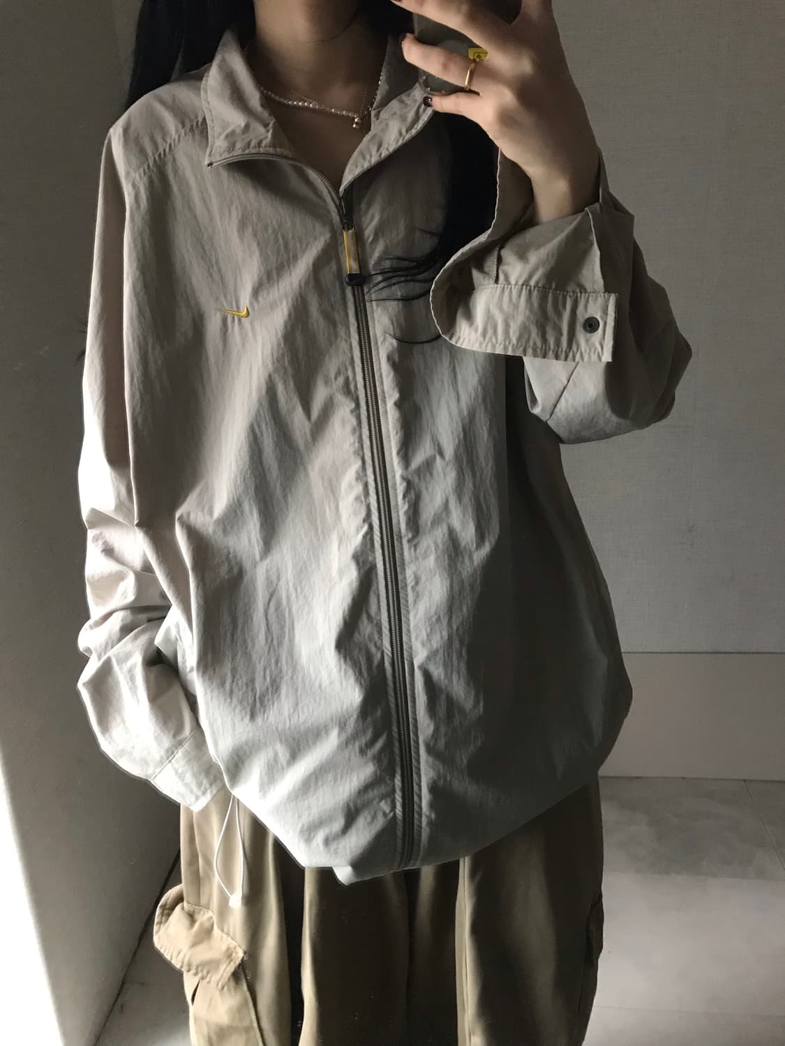 나이키 00s 베이지 오버핏 바람막이 상품이미지4