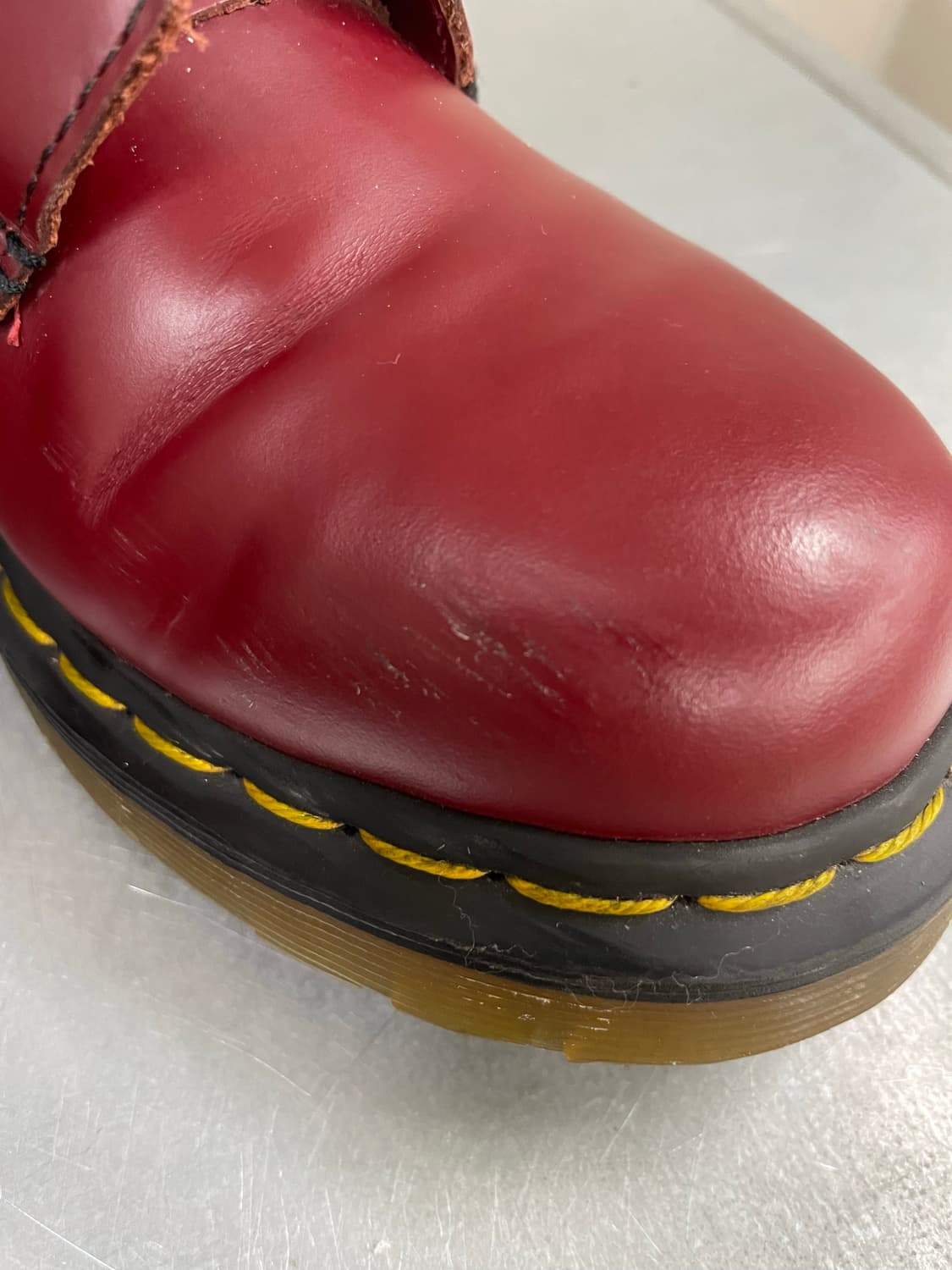 닥터마틴 1490 10홀 체리레드 UK5 상품이미지6
