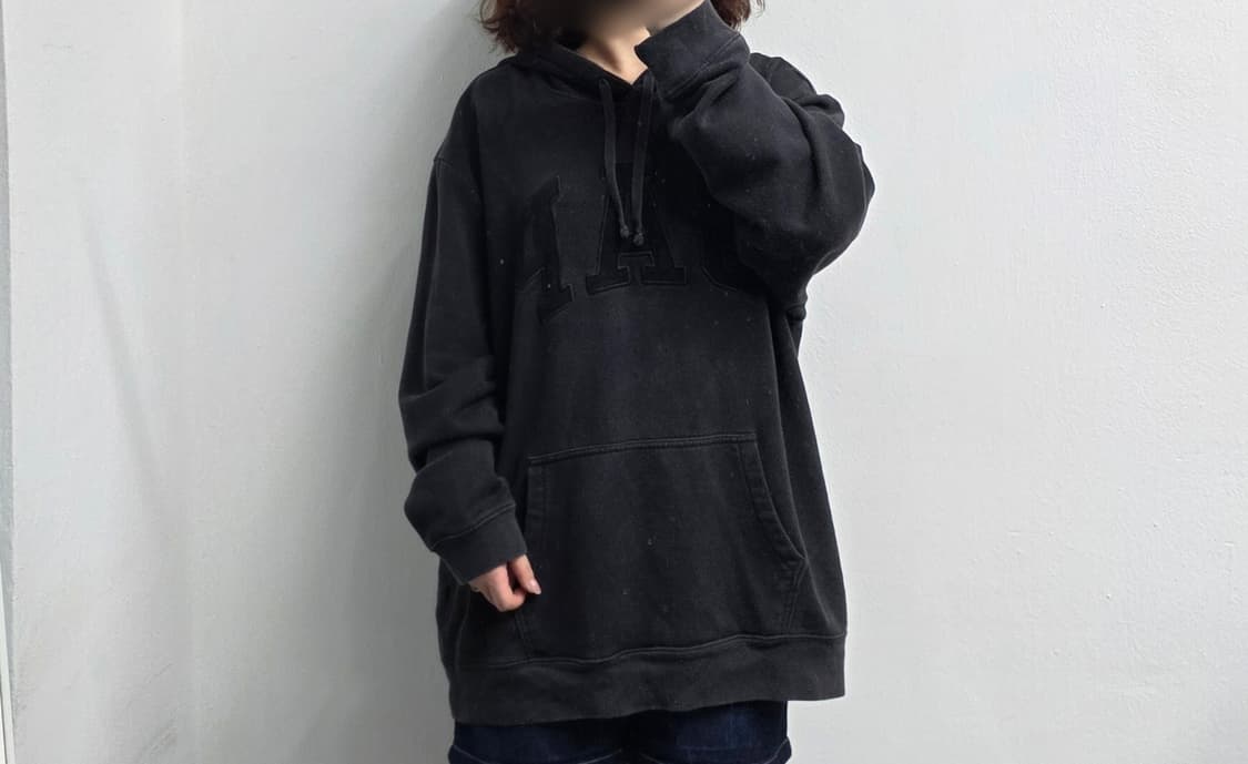 [프립]GAP 로고 후드티 블랙 상품이미지2