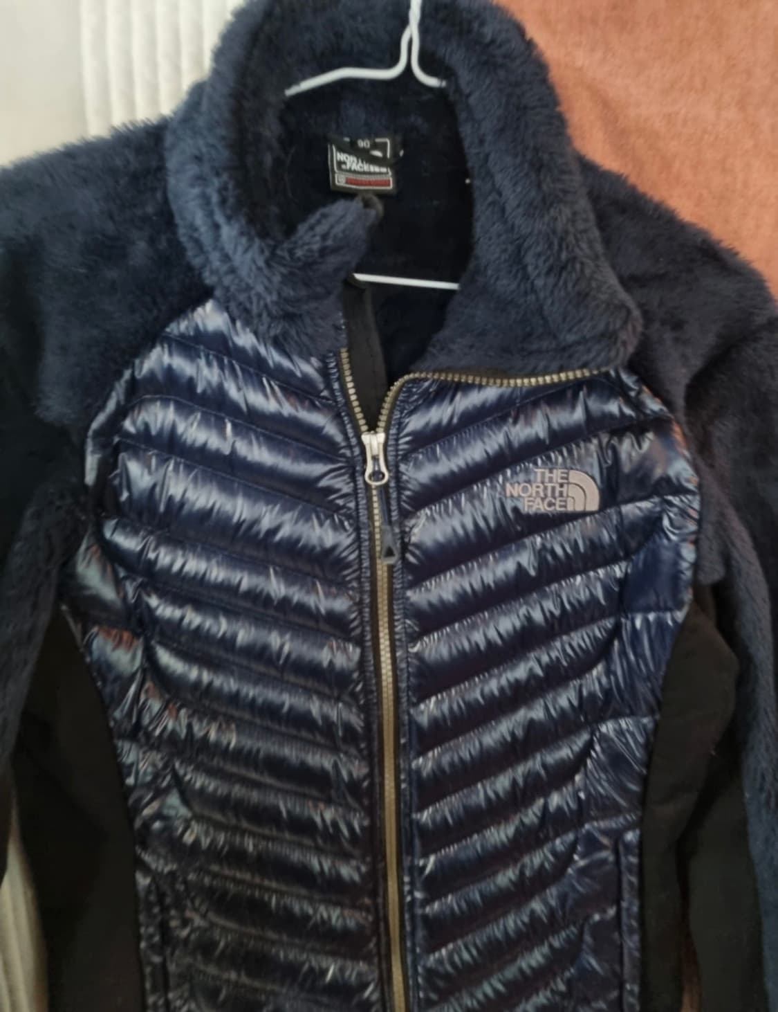 노스페이스 SUMMIT SERIES 핑거홀 경량패딩 *한정판* 상품이미지2