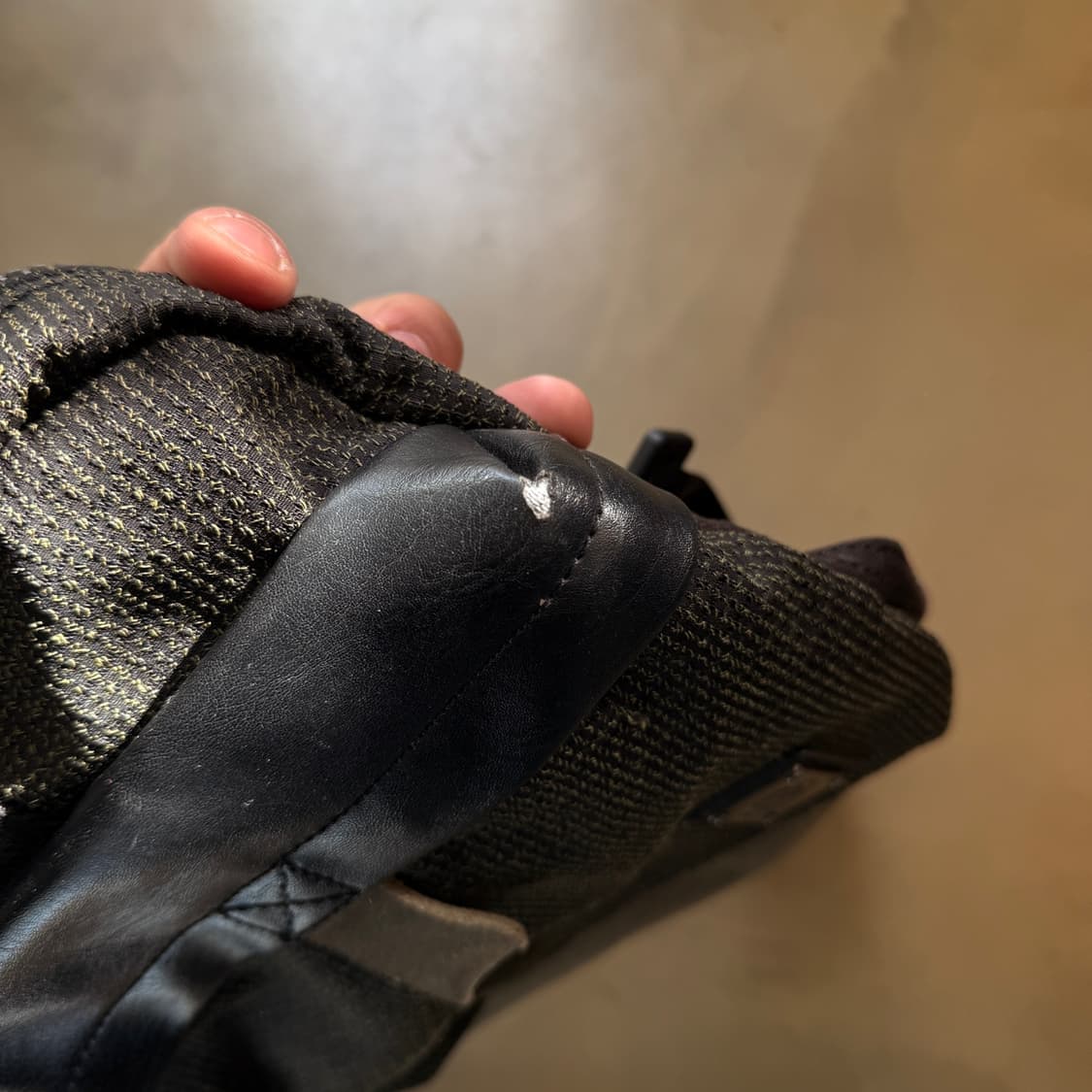 디젤 유니크 패브릭 데미지 브리프케이스 크로스백 상품이미지6