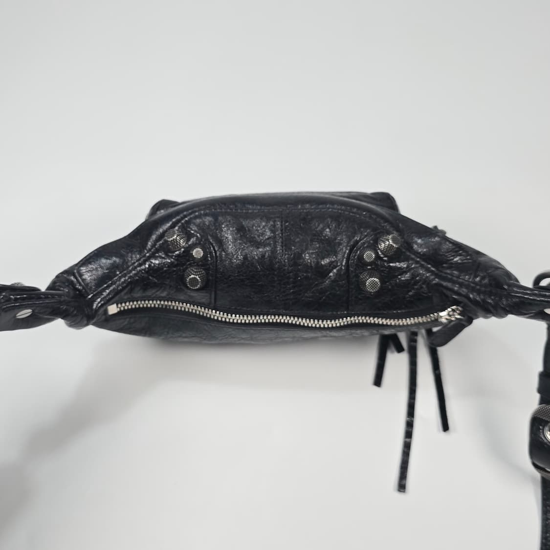 발렌시아가 르 카골 램스킨 벨트백 상품이미지7