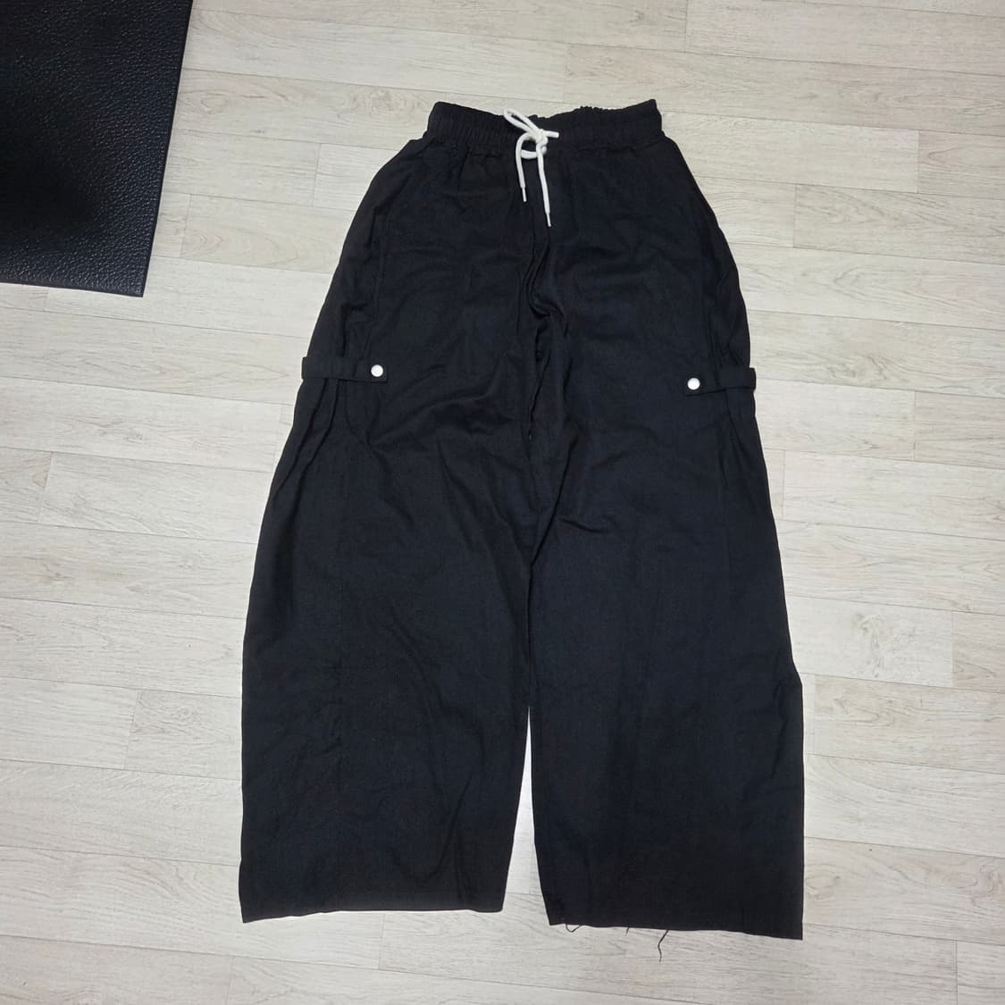 블랙 카고팬츠 상품이미지1
