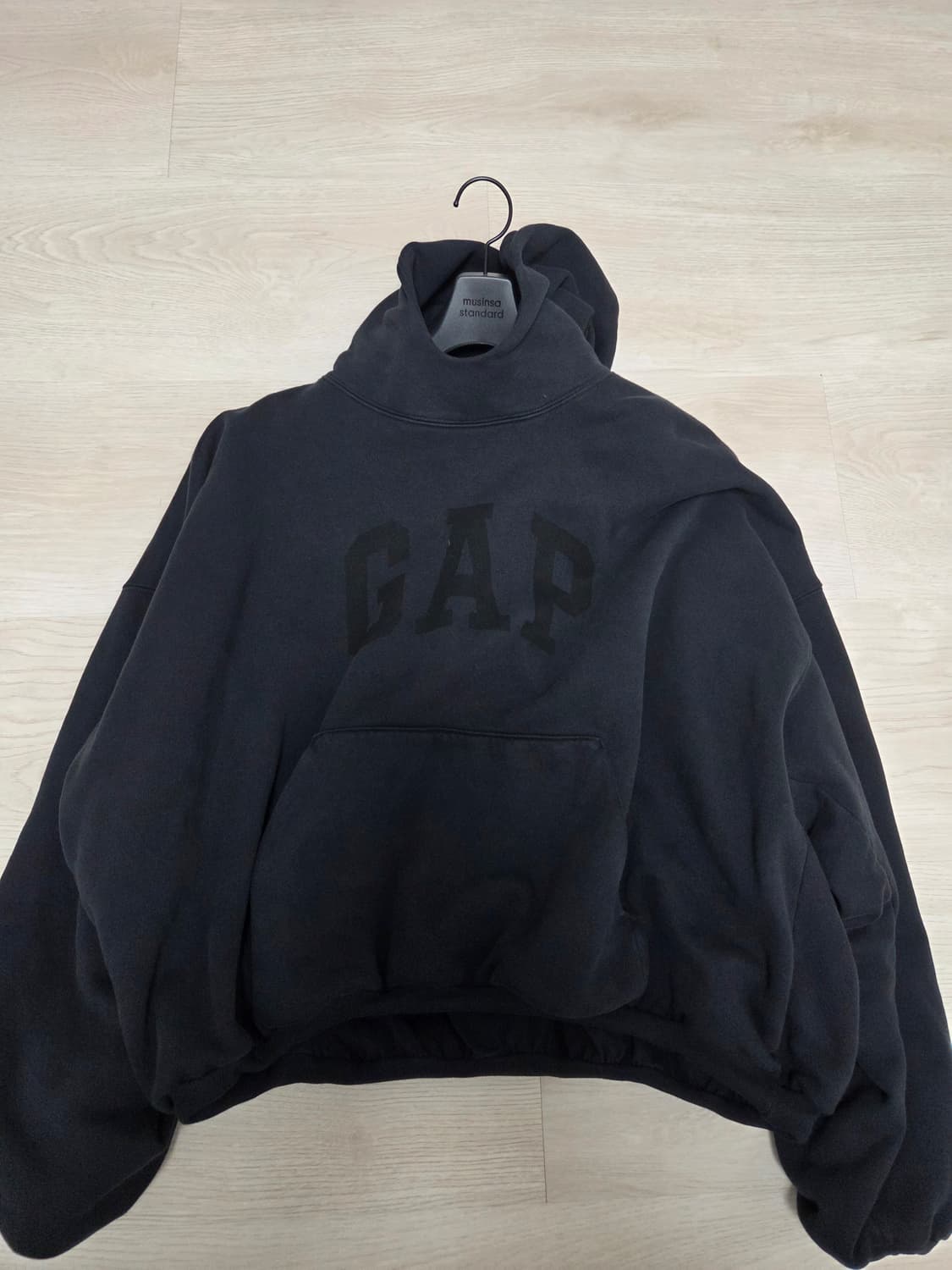 이지 x gap 발렌시아가 위시드 블랙 M 새상품 상품이미지2