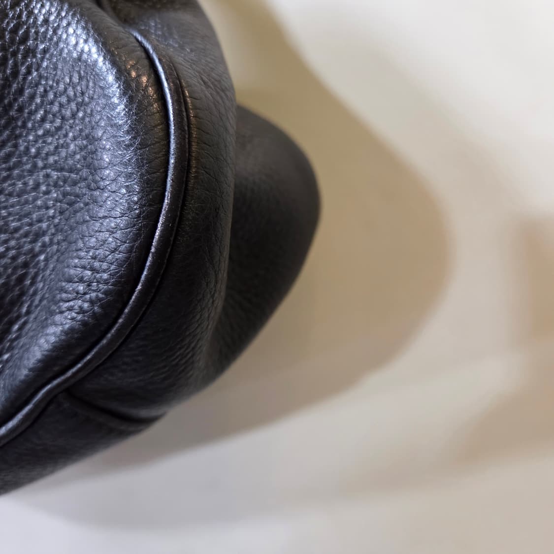 프라다 미듐 숄더백 상품이미지4