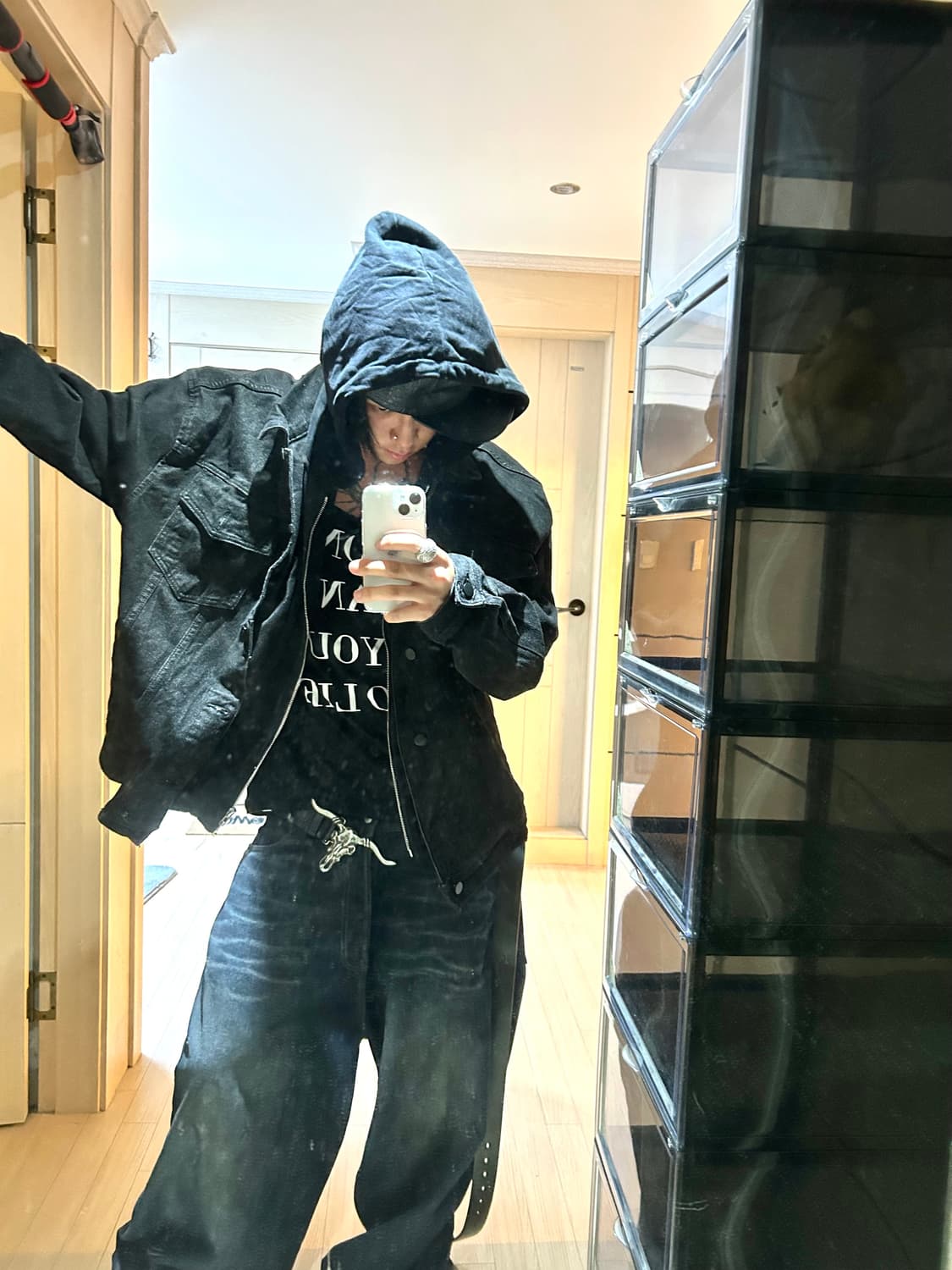 Denim Hoodie Layerd Over Trucker Jacket 상품이미지2