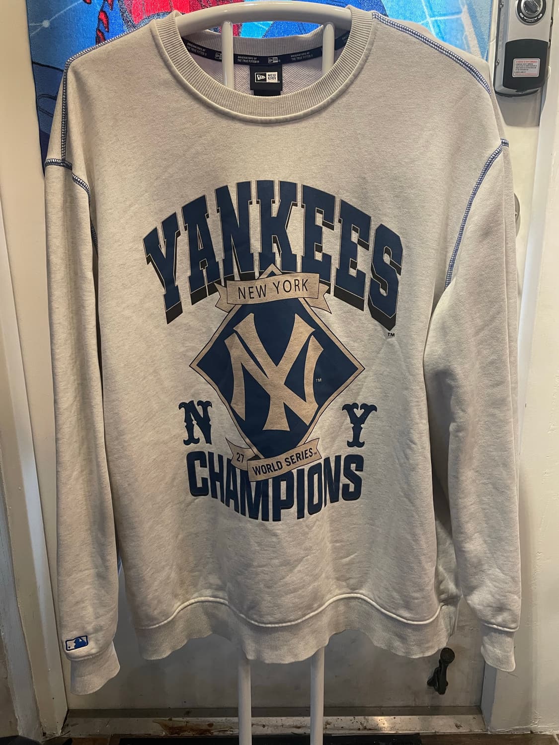 뉴에라 110 맨투맨  상품이미지1